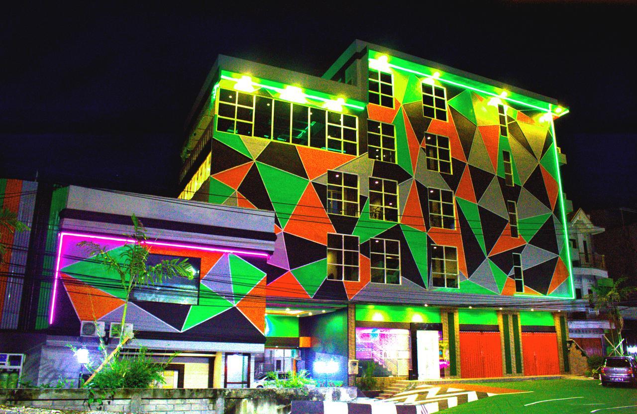 Sevensix Hotel Balikpapan Exterior foto